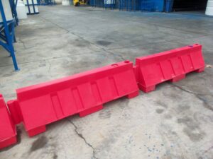 RYB-1001 – PLASTİK YOL BARİYERİ